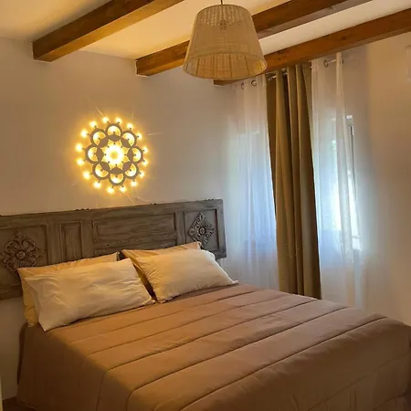 Trullo Santa Lucia * Cisternino