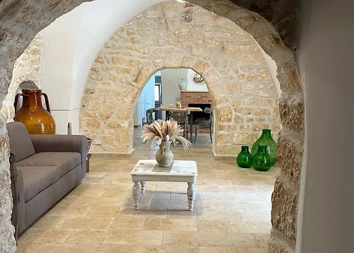 Trullo Santa Lucia Tatil Evi *